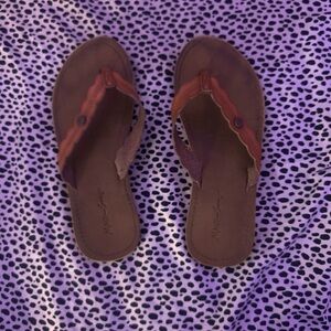 Maui Women's Brown and Red Sandals